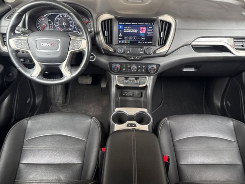 Used 2023 GMC Terrain Denali w/ Denali Premium Package AWD/4WD image 14