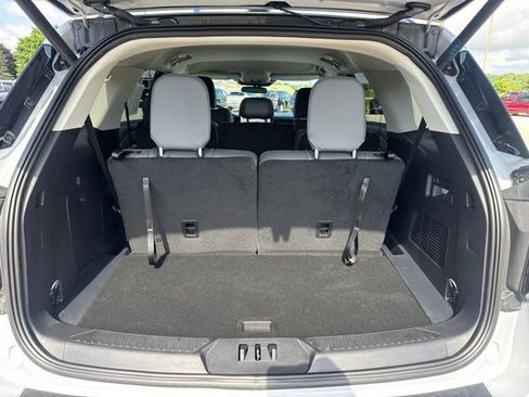 New 2026 Ford Explorer Active w/ Active Comfort Package AWD/4WD image 12
