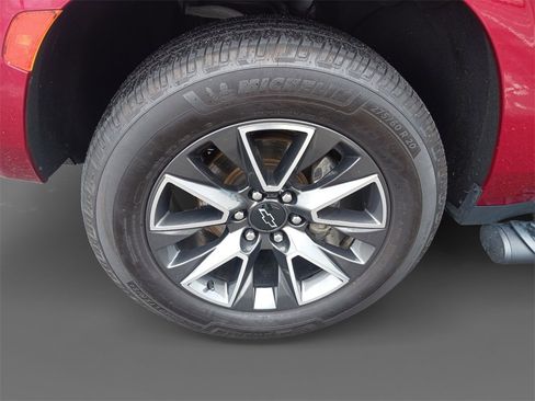 Used 2022 Chevrolet Tahoe Z71 w/ Luxury Package image 15