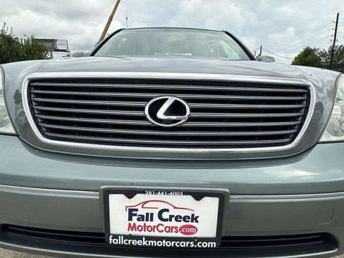 Used 2003 Lexus LS 430 RWD image 12