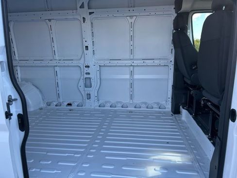 New 2025 RAM ProMaster 2500 w/ Quick Order Package 22G SLT FWD image 20