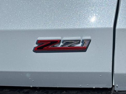 New 2026 Chevrolet Traverse Z71 w/ Enhanced Driving Package AWD/4WD image 34