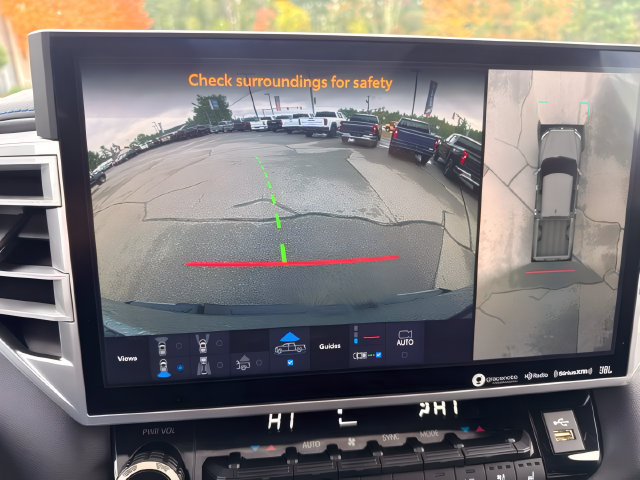 Used 2023 Toyota Tundra Platinum AWD/4WD image 29