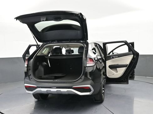 Used 2023 Kia Sportage EX image 81