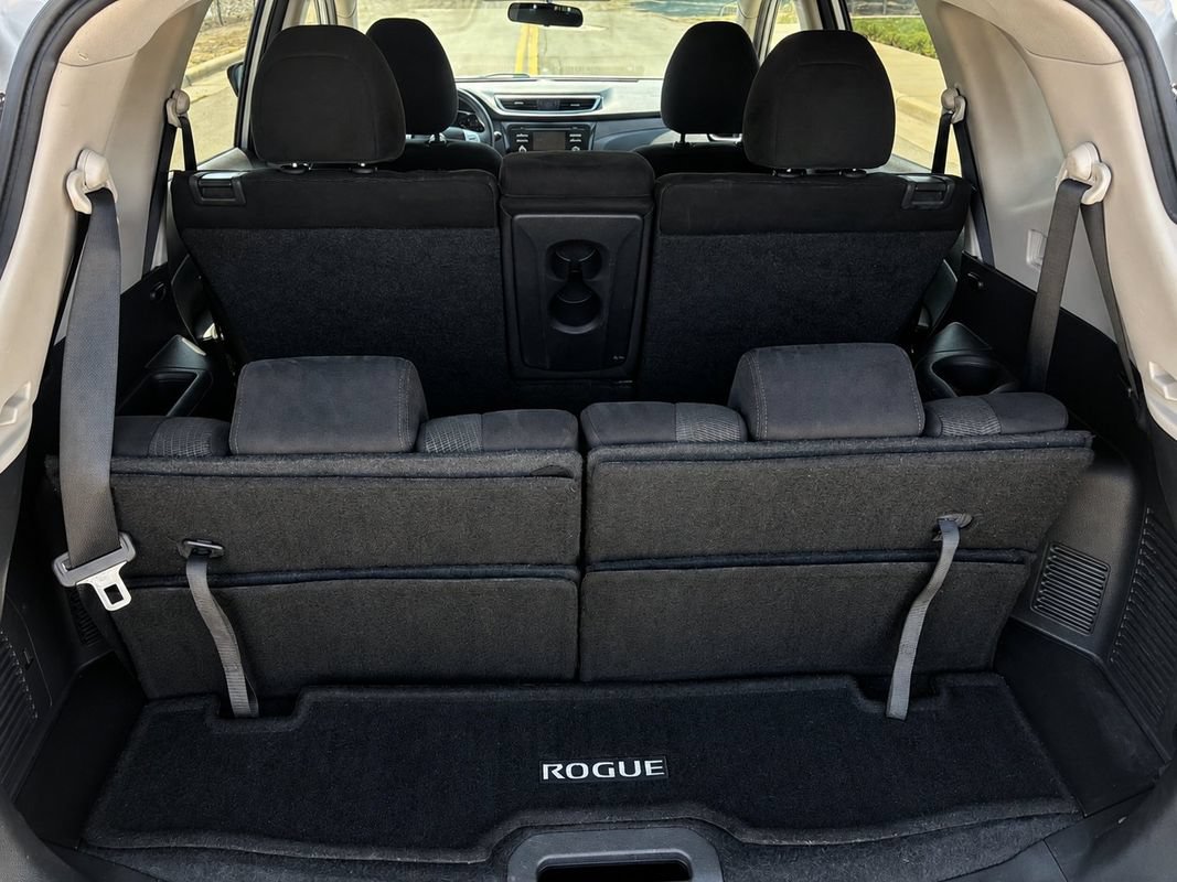 Used 2015 Nissan Rogue S w/ S Family Package FWD image 19