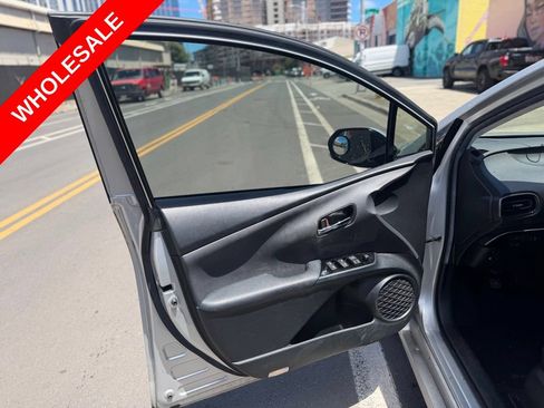Used 2018 Toyota Prius Prime Plus w/ Carpet Mat Package FWD image 14