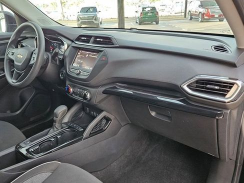 Used 2023 Chevrolet TrailBlazer LT image 27