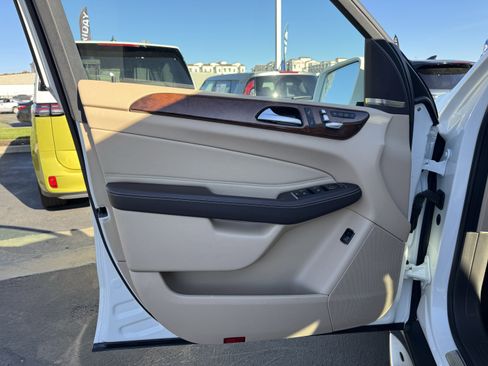 Used 2018 Mercedes-Benz GLE 350 image 14