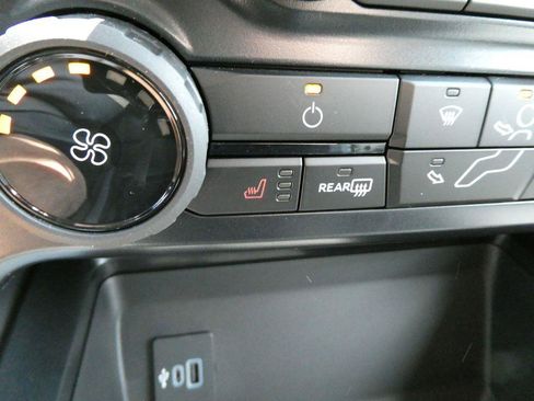 New 2026 Ford F250 XLT w/ XLT Premium Package AWD/4WD image 23