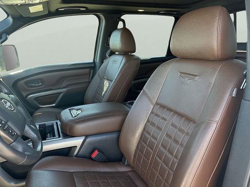 Used 2023 Nissan Titan Platinum Reserve w/ Moonroof Package AWD/4WD image 14