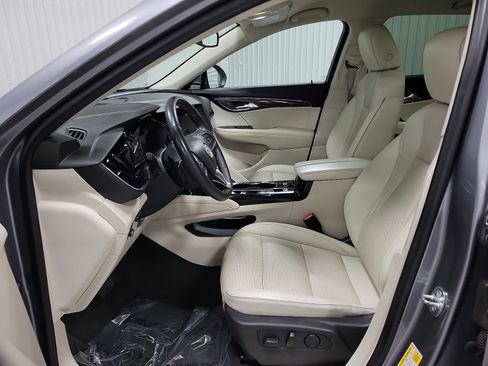 Used 2022 Buick Envision Essence w/ Technology Package I image 12