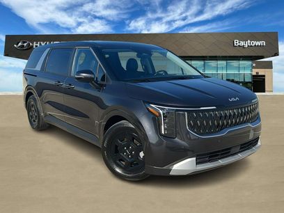 Used 2025 Kia Carnival LXS