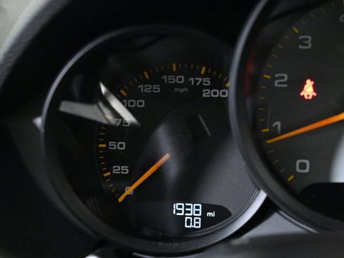 Used 2023 Porsche 718 Cayman GT4 image 12