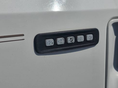 Used 2003 Ford Excursion Eddie Bauer RWD image 4