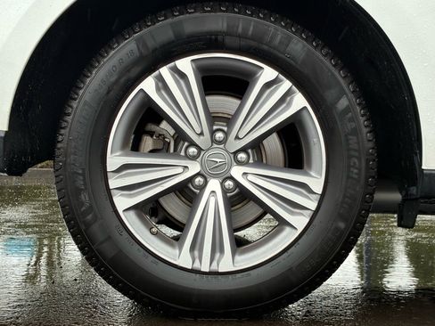 Used 2020 Acura MDX SH-AWD image 9