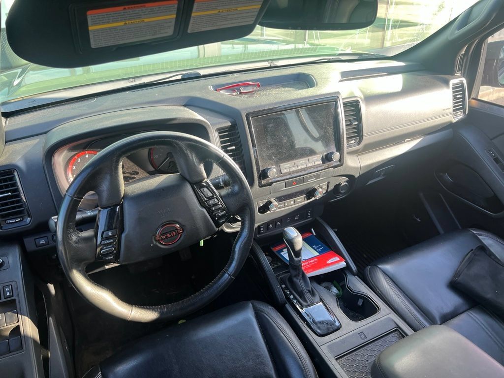 Used 2022 Nissan Frontier PRO-4X w/ Pro-4X Premium Package AWD/4WD image 9