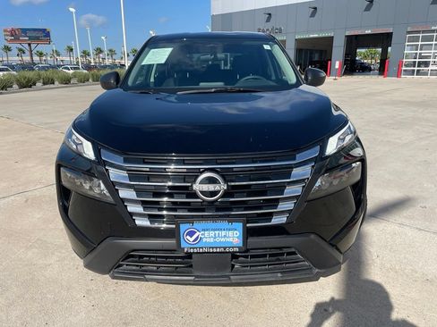 Certified 2025 Nissan Rogue S FWD image 2