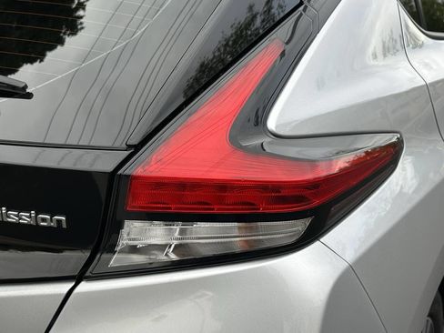 Used 2021 Nissan Leaf SV w/ SV Technology Package image 55