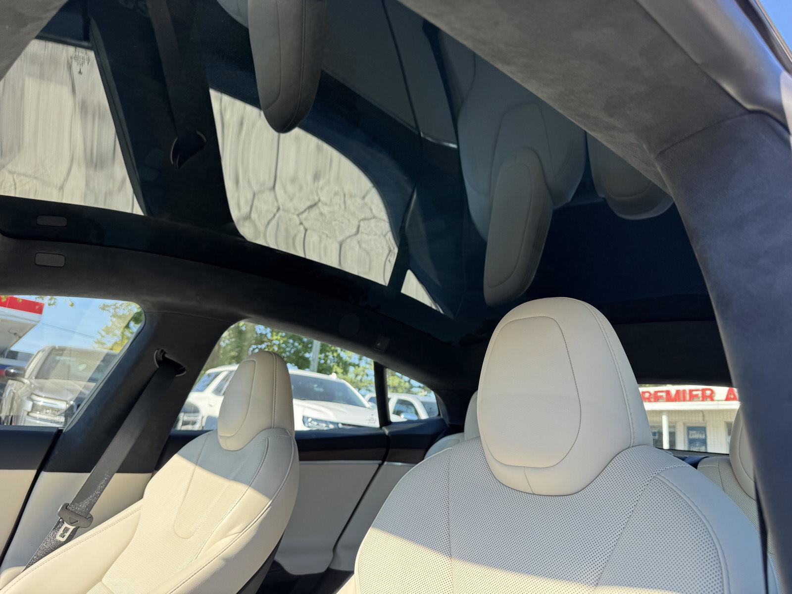 Used 2022 Tesla Model S Standard Range AWD/4WD image 5