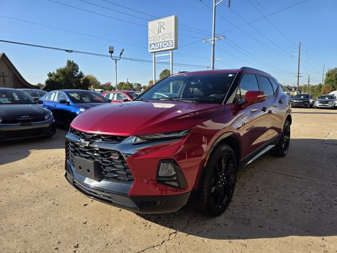 Used 2019 Chevrolet Blazer RS w/ Sun and Wheels Package image 3