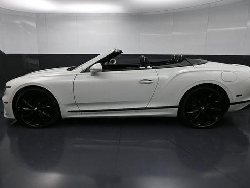 New 2026 Bentley Continental GTC image 33