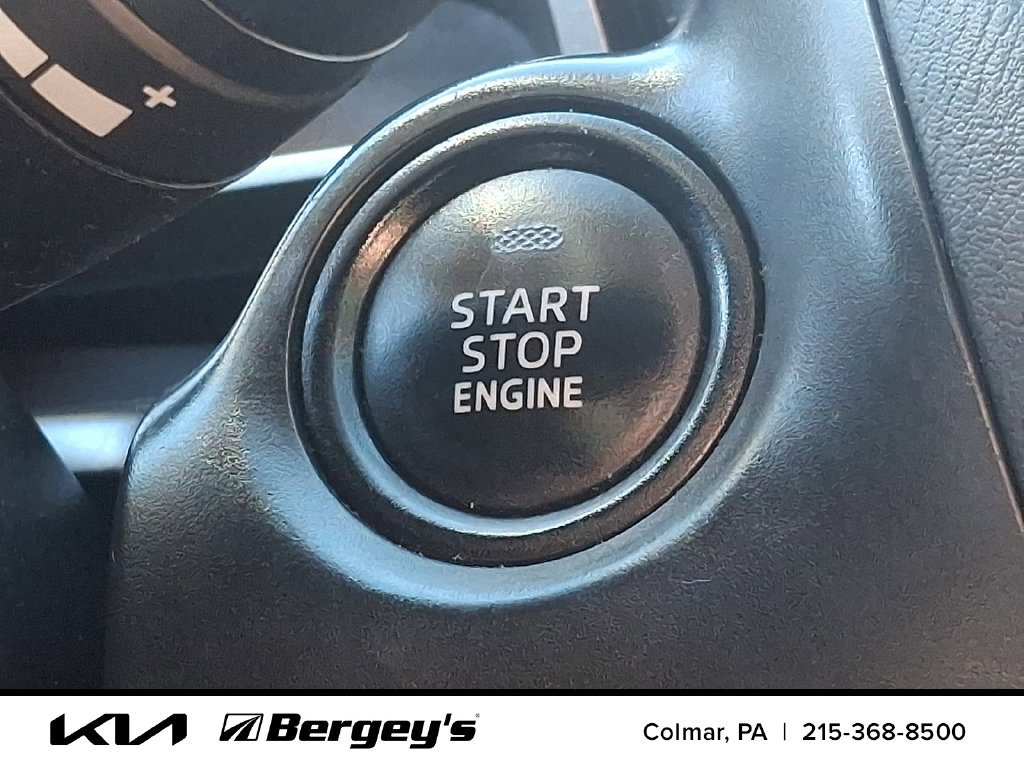 Used 2016 MAZDA MAZDA3 i Touring w/ Popular Equipment Package FWD image 25