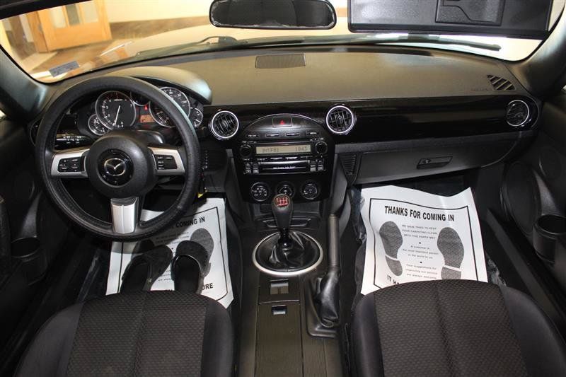 Used 2008 MAZDA MX-5 Miata Touring w/ Suspension Pkg RWD image 14