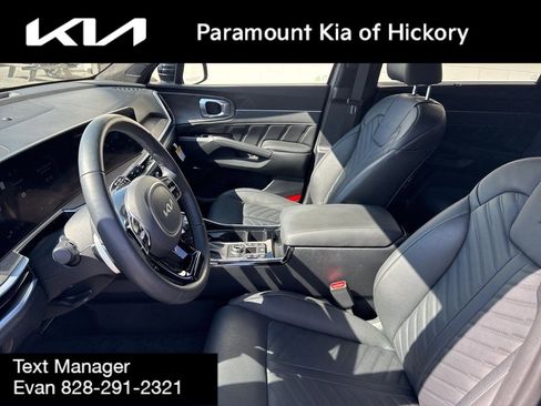 Used 2025 Kia Sorento SX Prestige image 25