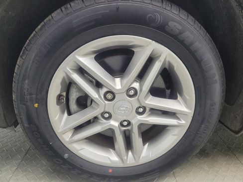 Used 2023 Hyundai Kona SE AWD/4WD image 31