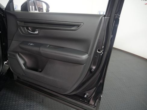 Used 2023 Honda CR-V EX image 5