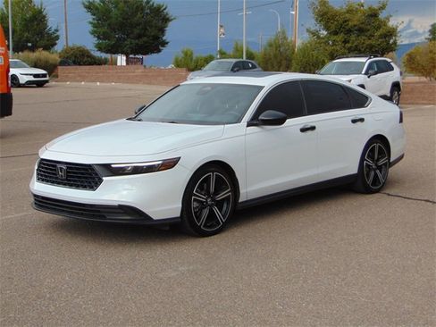 Used 2024 Honda Accord Sport image 8