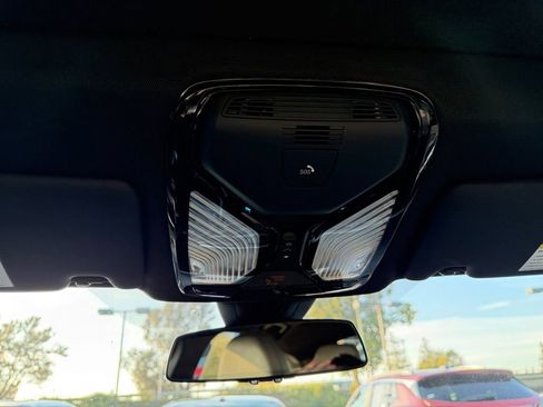 Used 2023 BMW i4 eDrive35 w/ Premium Package image 25