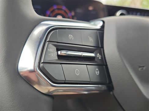 New 2026 Chevrolet Traverse Z71 w/ Enhanced Driving Package image 36