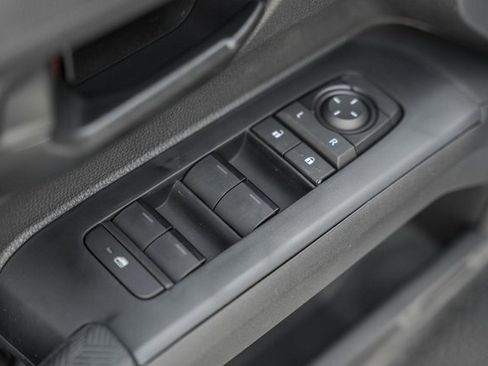 New 2025 Toyota Tacoma SR5 image 33