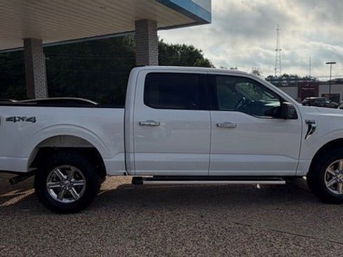 Used 2024 Ford F150 XLT w/ Mobile Office Package image 2