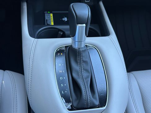 New 2025 Honda HR-V EX-L image 32