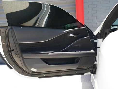 Used 2024 Lexus LC 500 Coupe w/ Dynamic Handling Package RWD image 23