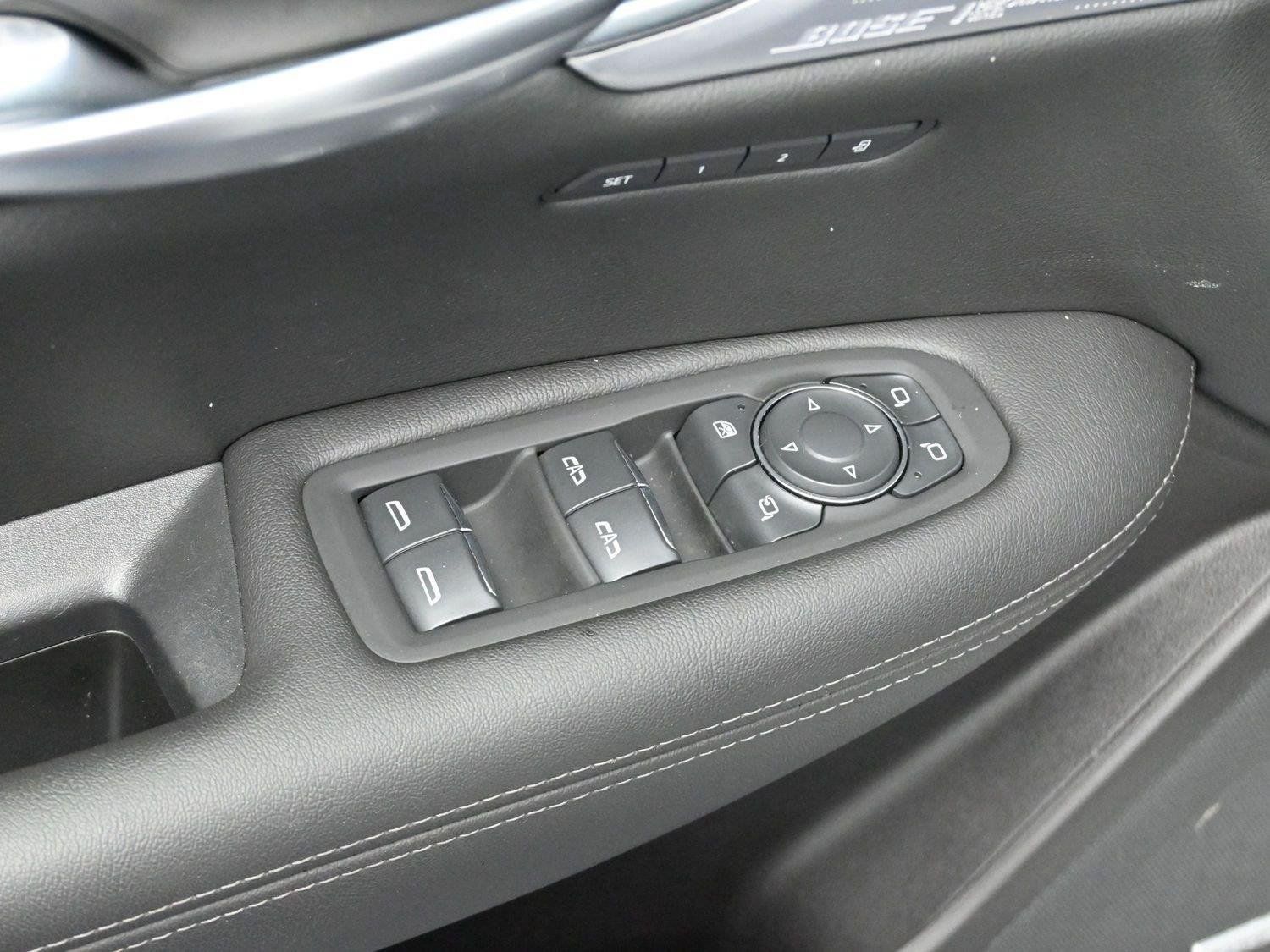 Used 2023 Cadillac XT5 Premium Luxury FWD image 10