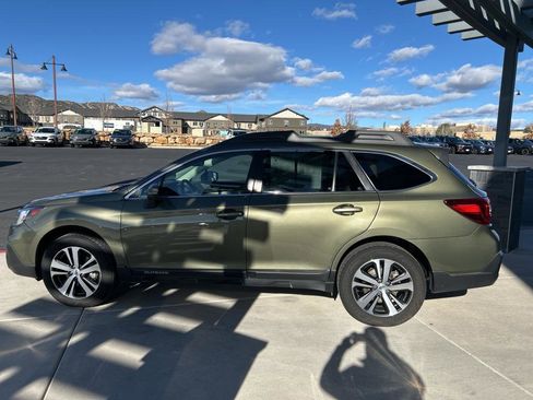 Used 2018 Subaru Outback 2.5i Limited image 5
