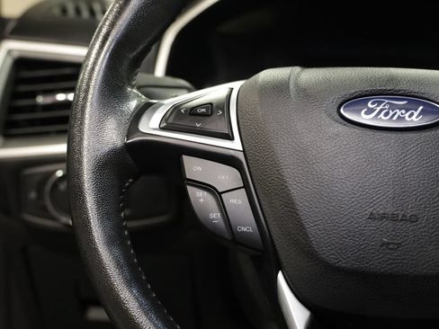 Used 2016 Ford Edge SEL AWD/4WD image 24