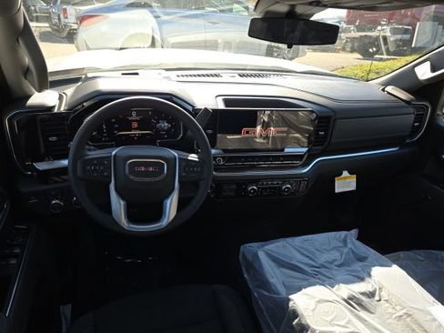 New 2026 GMC Sierra 1500 Elevation image 6