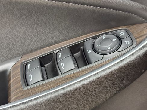 Used 2024 Chevrolet Malibu LT w/ Midnight Edition image 27