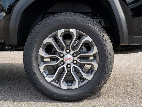 New 2026 GMC Canyon Denali AWD/4WD image 36