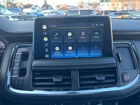 Used 2022 Chevrolet Suburban Z71 w/ Luxury Package image 41