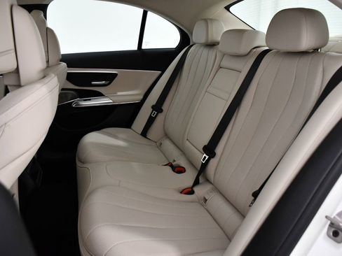 Used 2024 Mercedes-Benz E 350 4MATIC Sedan image 21