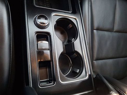 Used 2023 Lincoln Corsair Standard w/ Equipment Group 101A image 24