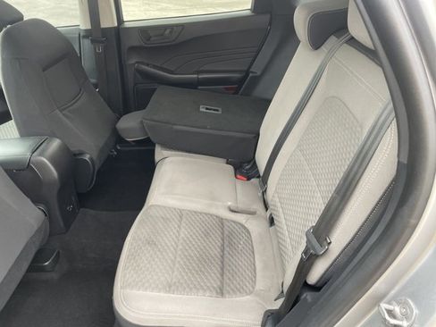 Used 2022 Ford Escape SE image 59