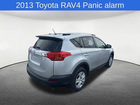 Used 2013 Toyota RAV4 LE FWD image 20