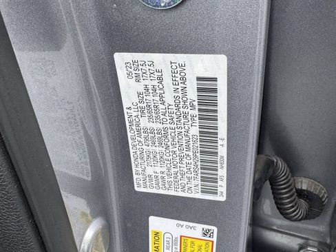 Used 2023 Honda CR-V LX image 18