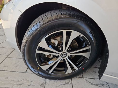Used 2023 Nissan Sentra SV image 31